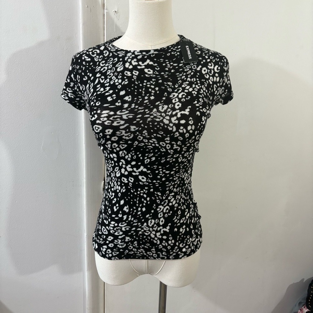 Express Black White Women's Crew Neck Short Sleeve Sz XXS Sexy Animal Print